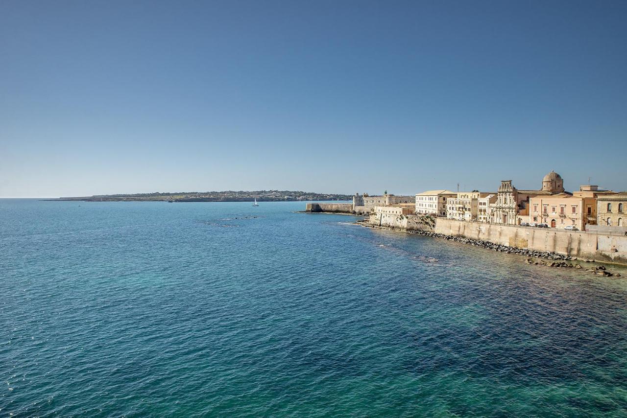Ortigia Seafront Apartment By Wonderful Italy Syrakus Exterior foto