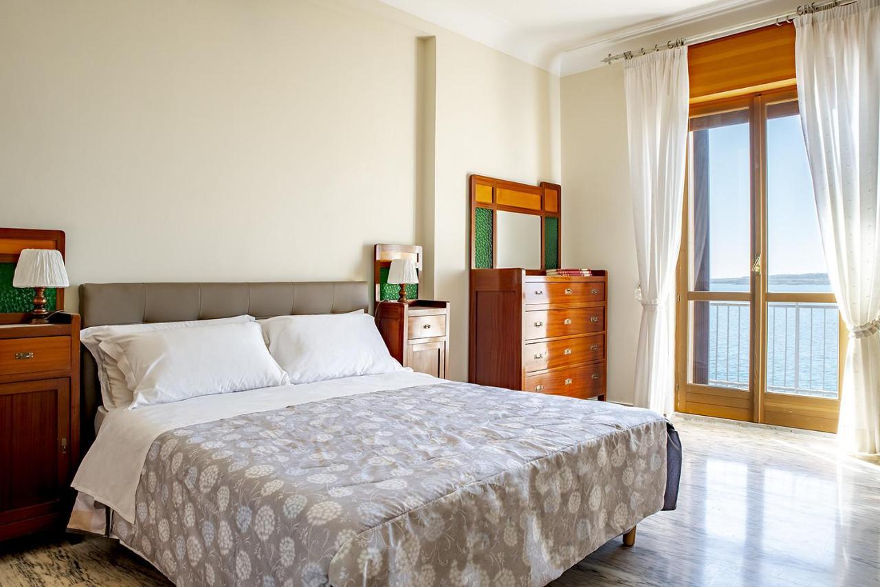 Ortigia Seafront Apartment By Wonderful Italy Syrakus Exterior foto